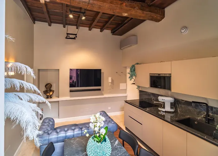 Dreamers In Belsiana Condotti Int 9 Apartment